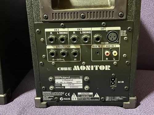 Guitar Amplifier Roland Cube Cm-30 2