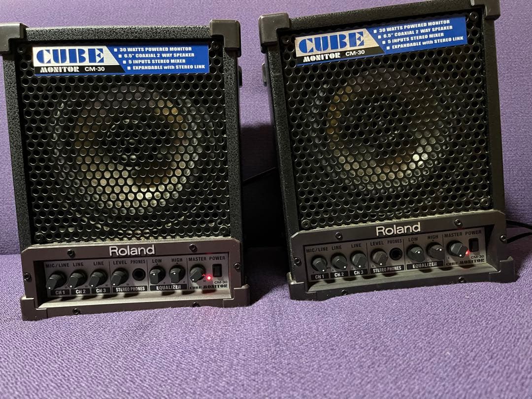 Guitar Amplifier Roland Cube Cm-30 2