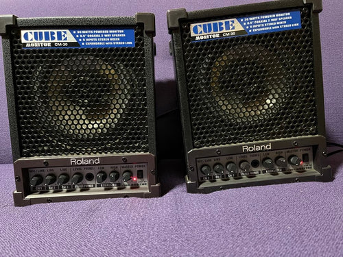 Guitar Amplifier Roland Cube Cm-30 2