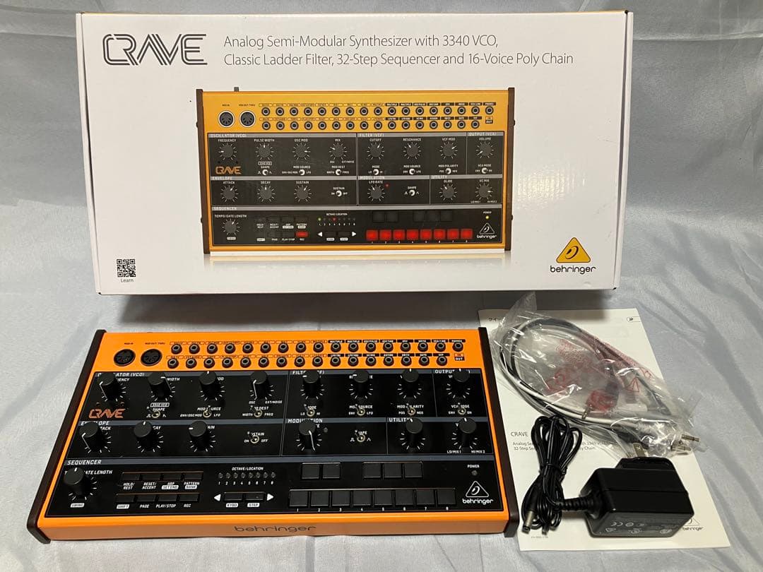 Behringer Analog Synthesizer Crave