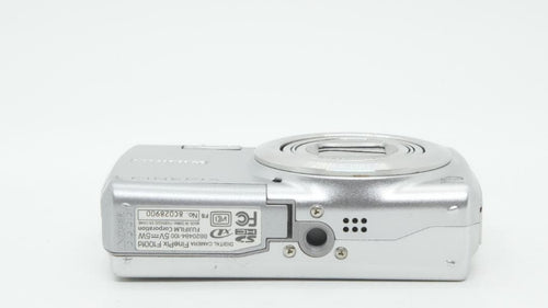Compact Digital Cameras F3247 Fujifilm Finepix F100Fd