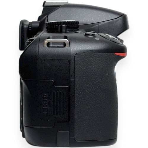 Nikon Digital Slrs D5100 18-55 Vr