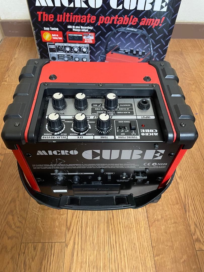 Roland Guitar Amplifiers Micro Cube N225