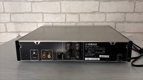 Yamaha Integrated Amplifiers A-U671