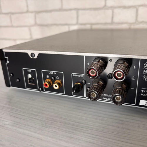 Yamaha Integrated Amplifiers A-U671