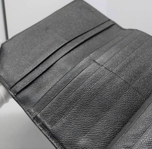 Long Wallets