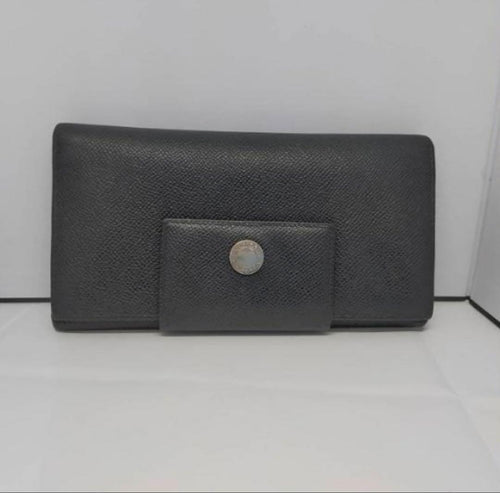 Long Wallets