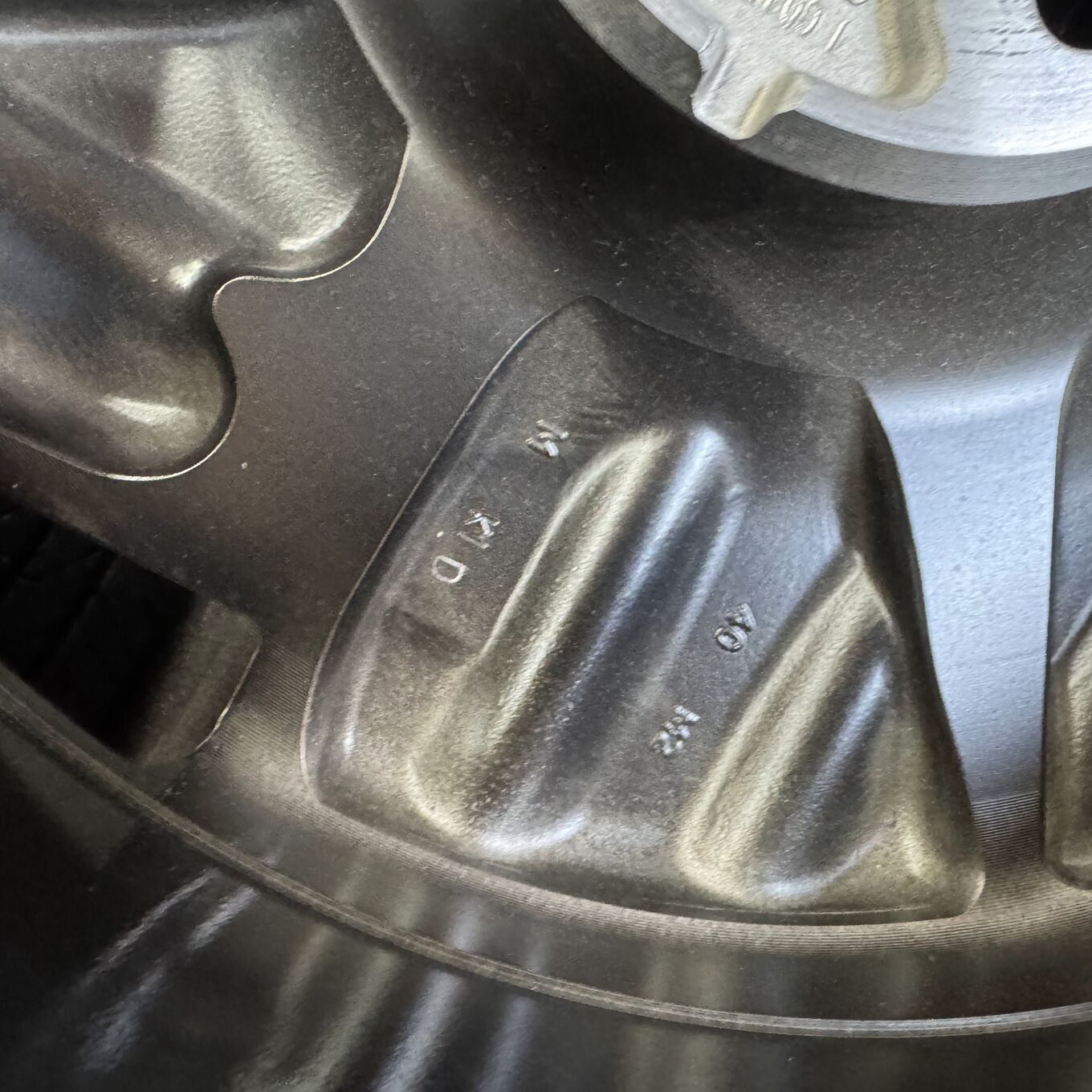 Nissan 17 Inches Bridgestone 205/50R17 #507S40325