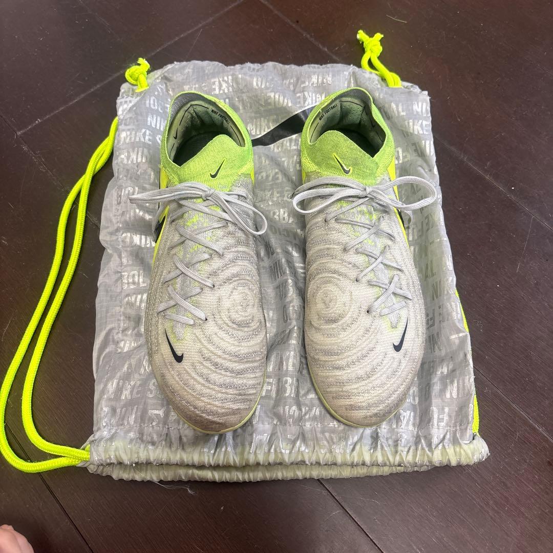 Nike Soccer Cleats Spikes
