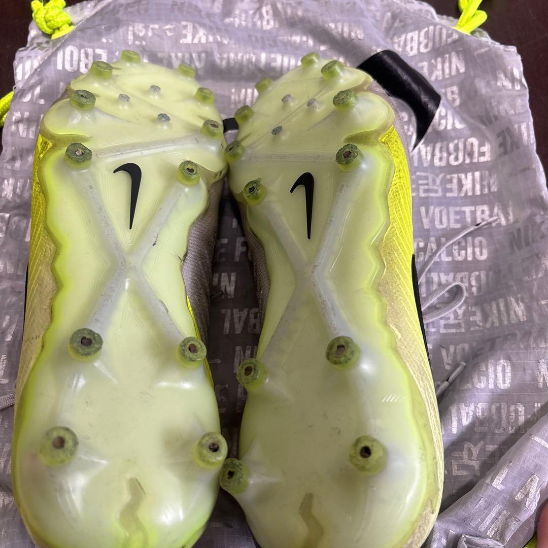 Nike Soccer Cleats Spikes