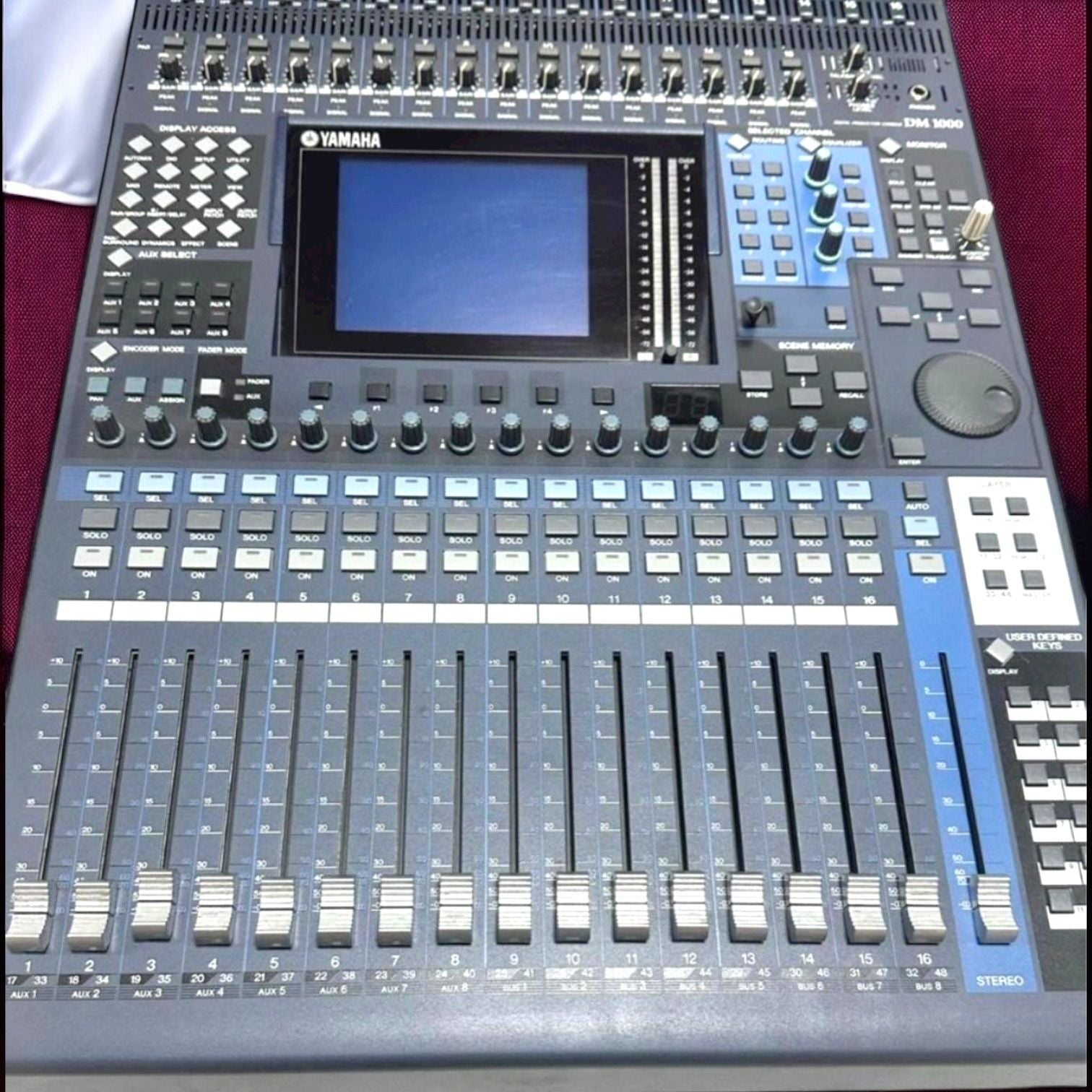 Yamaha Digital Mixer Dm1000 Mb1000 Version2