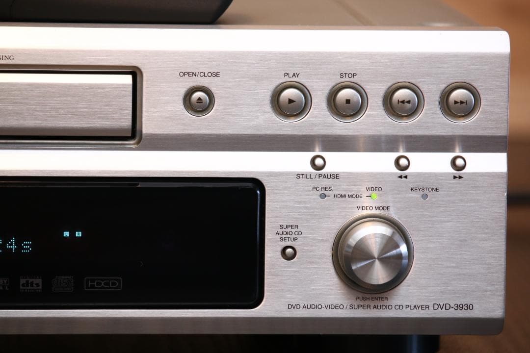 Denon Cd Sacd Players Dvd-3930 Cd/Dvd/Sacd