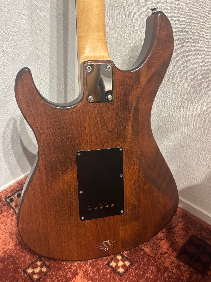 Yamaha Electric Guitars Pacifica 112V