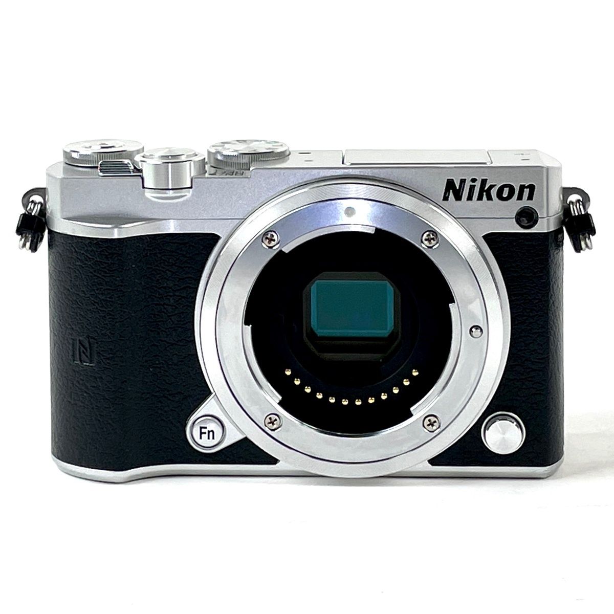 Nikon Mirrorless Interchangeable Lips 1 J5