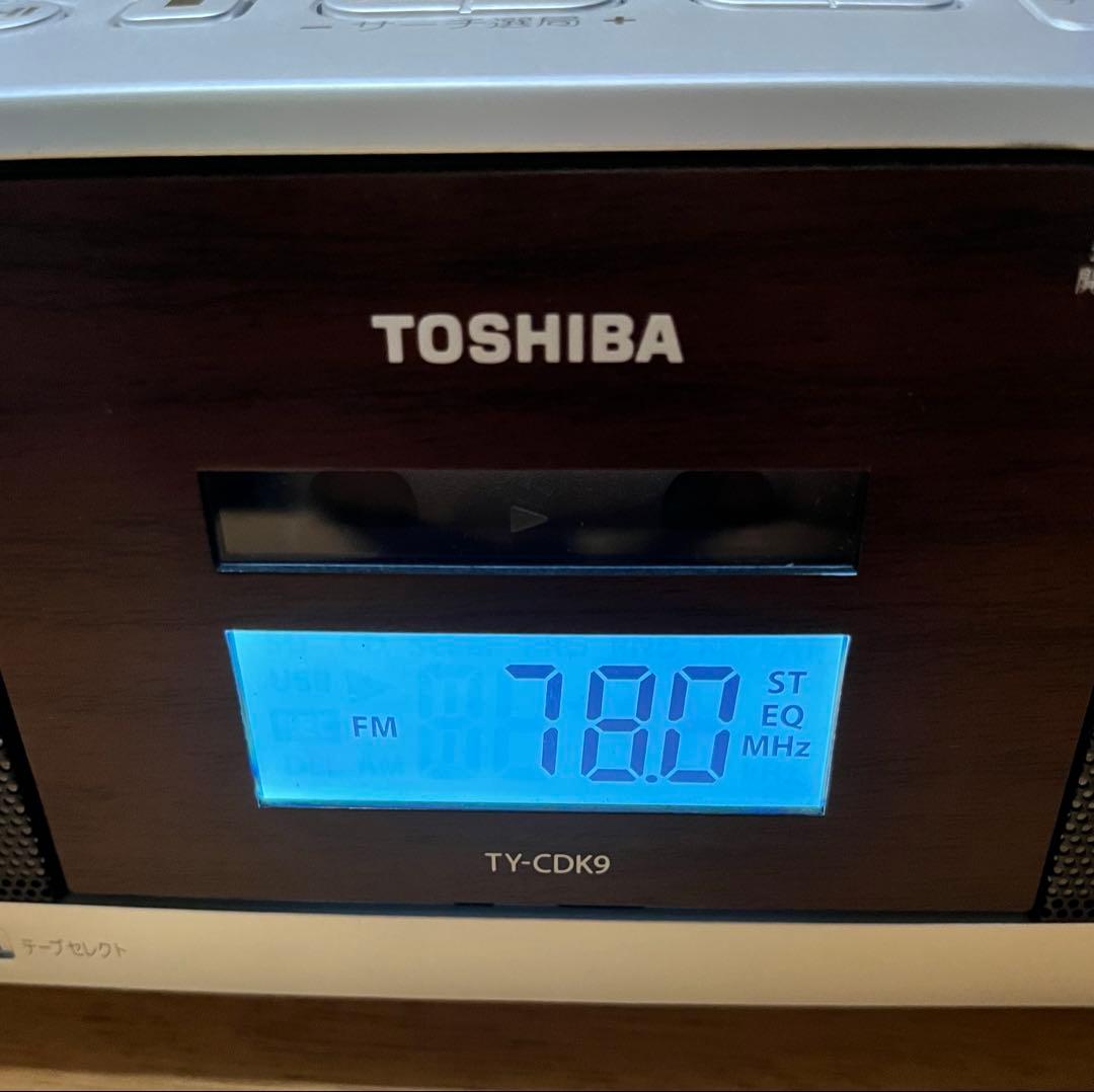 Toshiba Radio And Boombox Ty-Cdk9 Cd