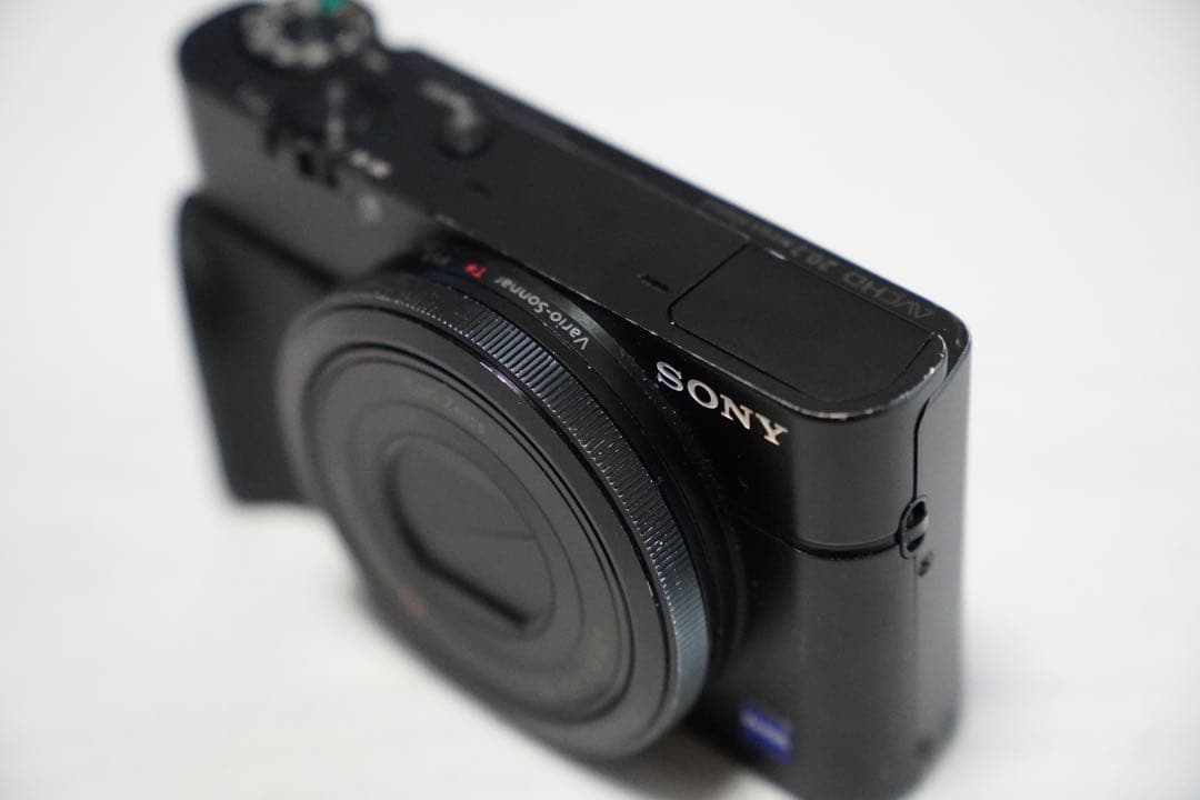 Sony Compact Digital Cameras Dsc-Rx100