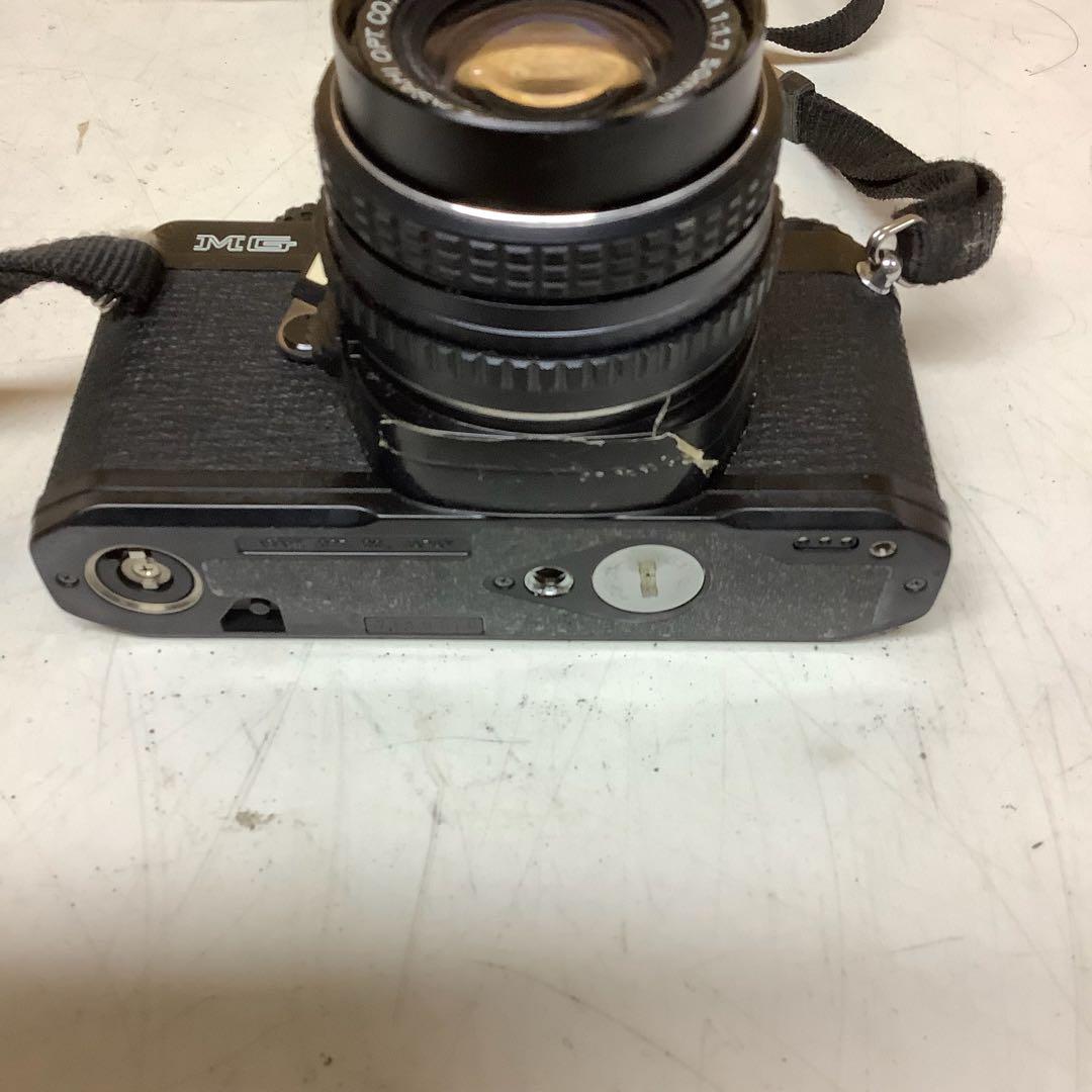 Slr Camera (Film) Pentaxme -11S)