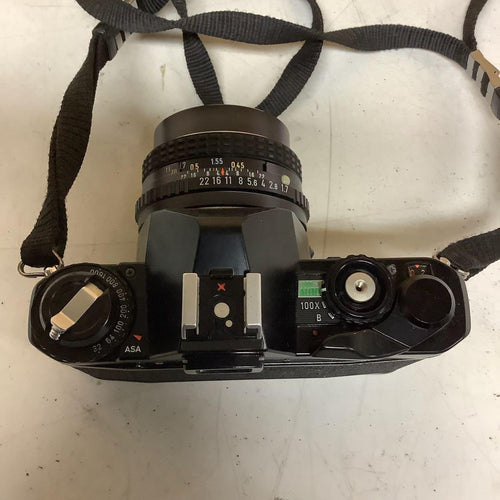 Slr Camera (Film) Pentaxme -11S)