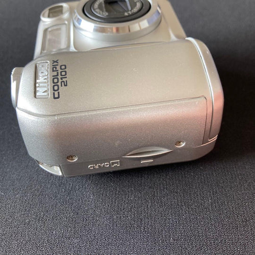 Nikon Compact Digital Cameras Coolpix2100 Ccd