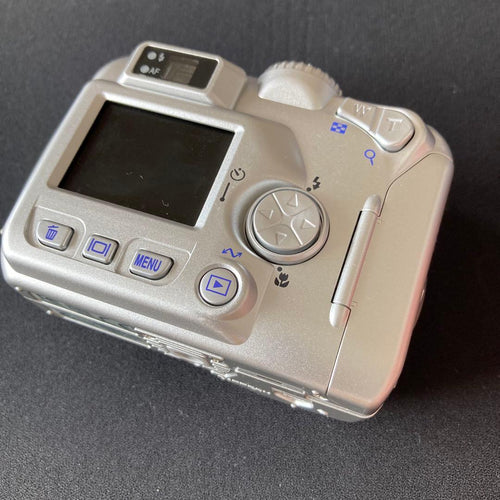 Nikon Compact Digital Cameras Coolpix2100 Ccd
