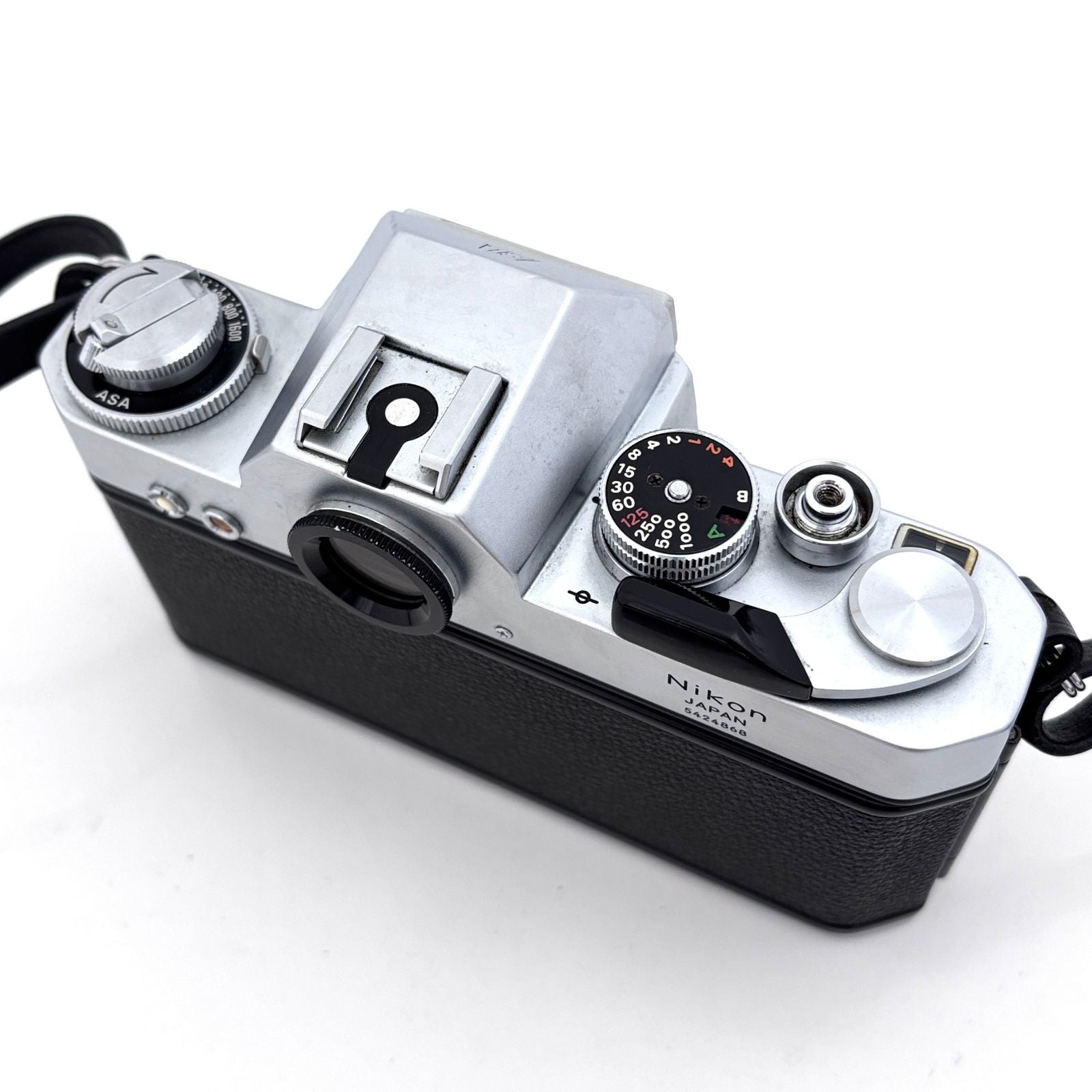 Nikon Slr Camera (Film) Nikomat El #S579B