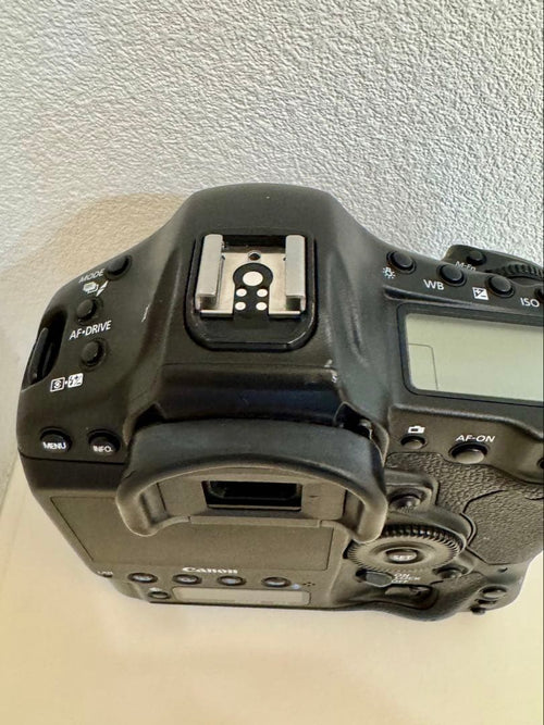Digital Slrs 184000 Canon Eos-1Dx