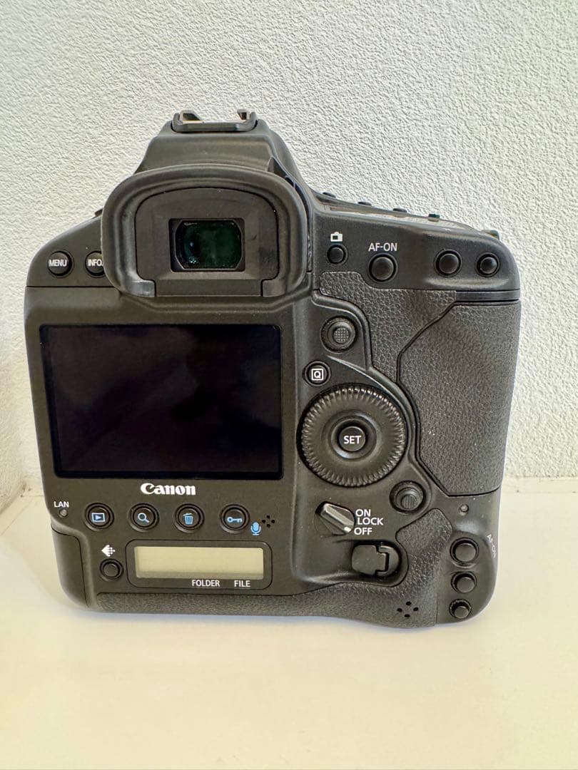 Digital Slrs 184000 Canon Eos-1Dx Cf