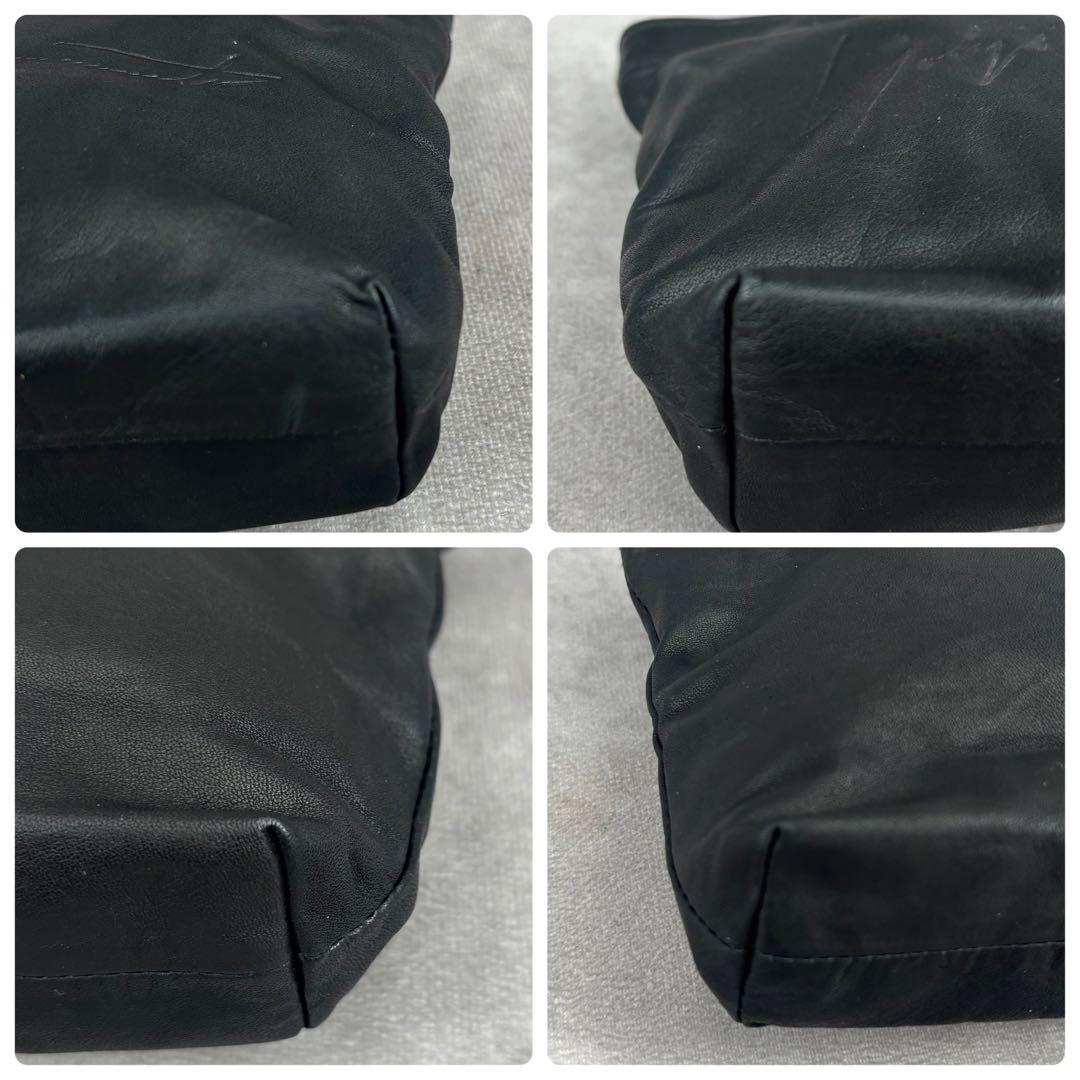 Yohji Yamamoto Tote Bags