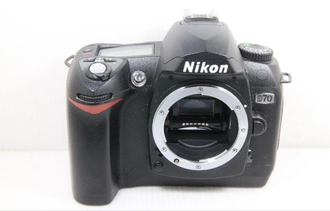 Nikon Digital Slr D70 #225