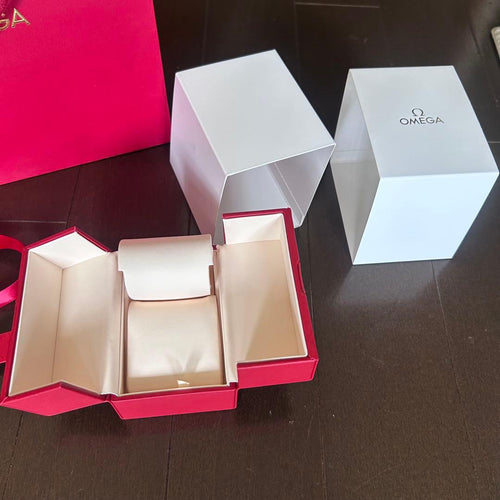Omega Shopping Bags