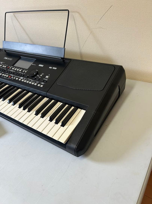 Keyboards Digital Pianos 706 Korg Pa300