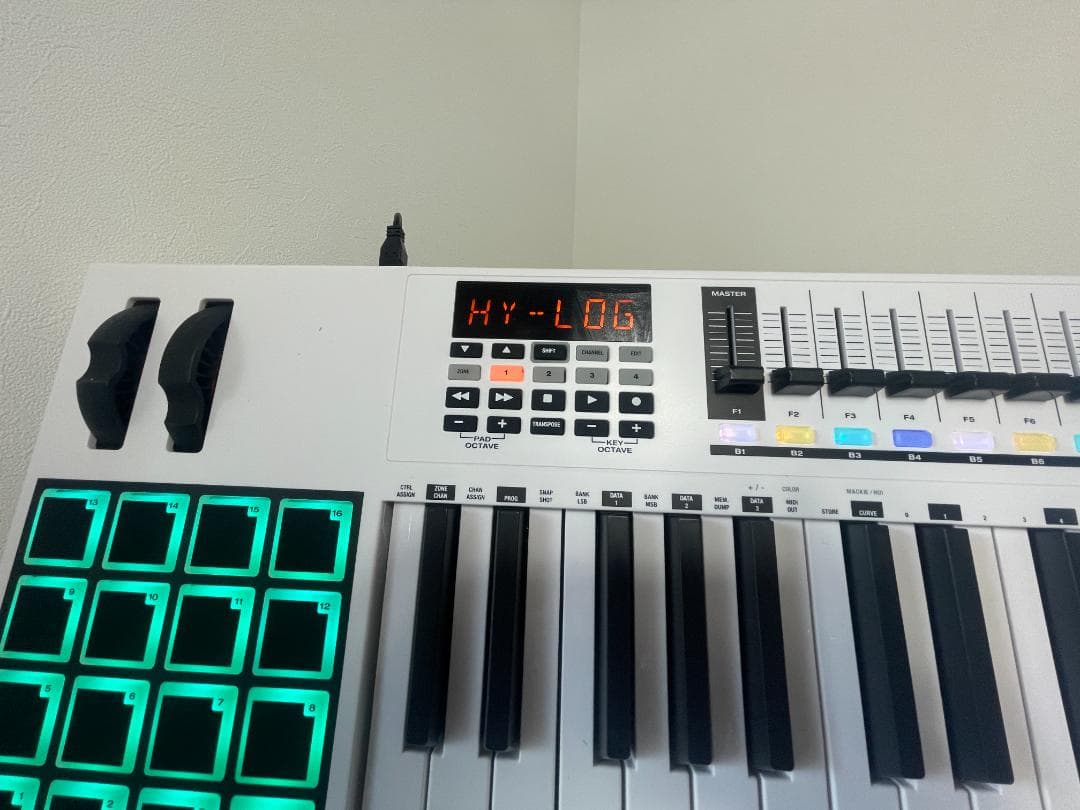Midi Keyboard Pad M-Audio Code61 61