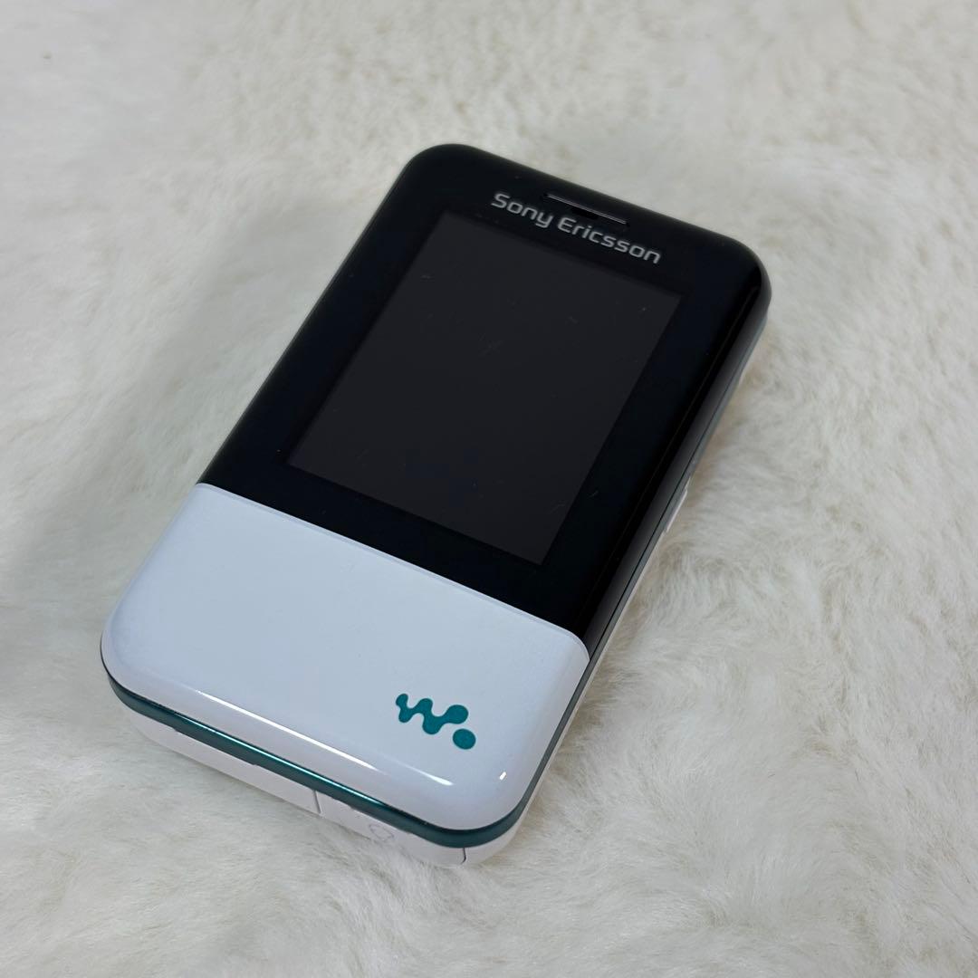 Sony Mobile Digital Audio Player Walkman Phone Xmini