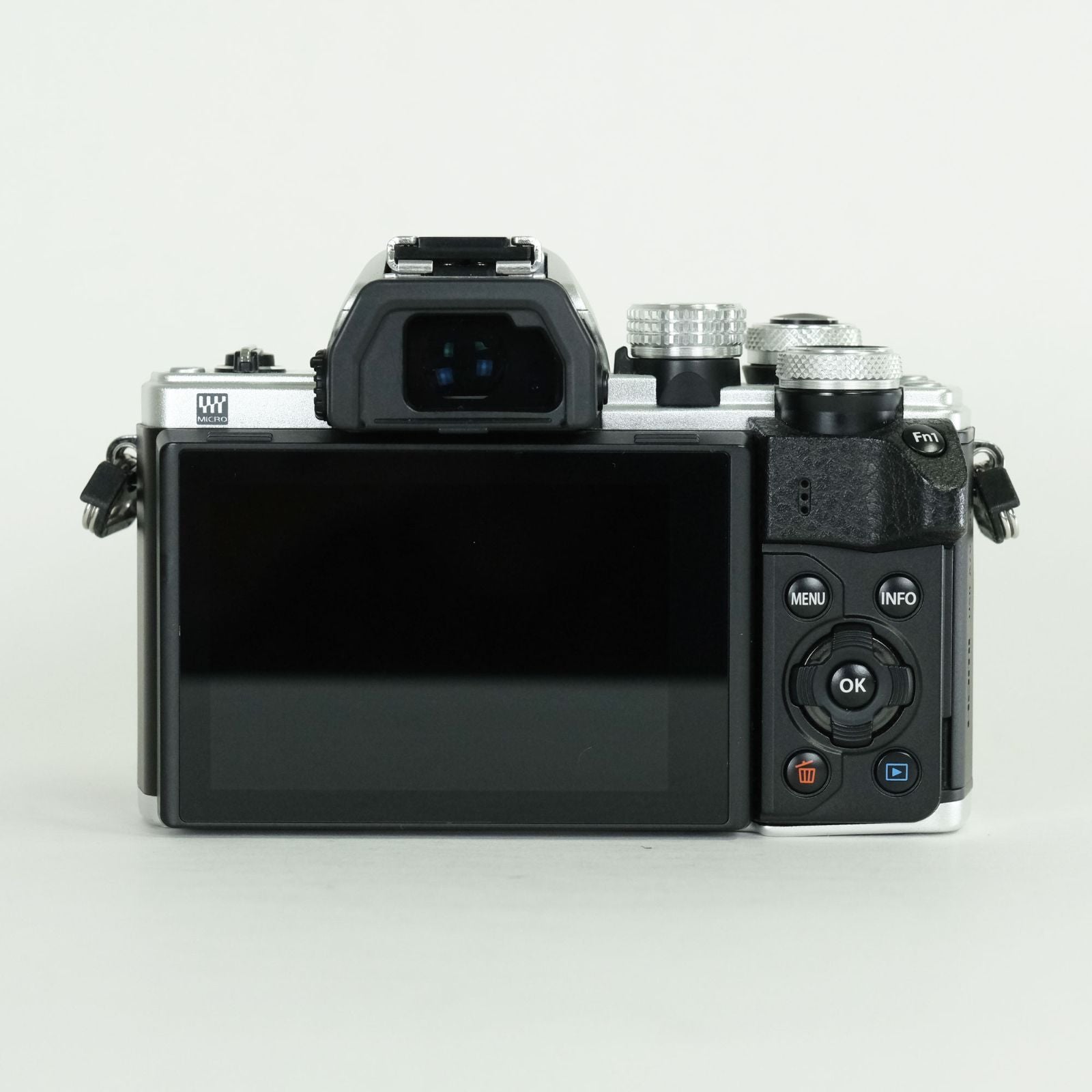 Olympus Mirrorless Interchangeable Lips 9,030 Om-D E-M10 Mark Ii