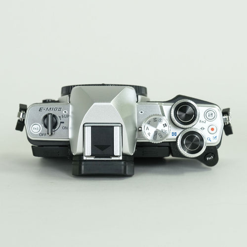 Olympus Mirrorless Interchangeable Lips 9,030 Om-D E-M10 Mark Ii