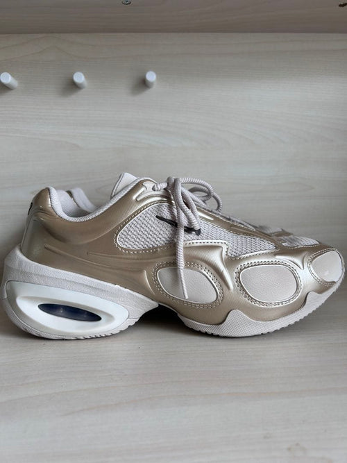 Nike Sneakers Air Max Muse 24.0