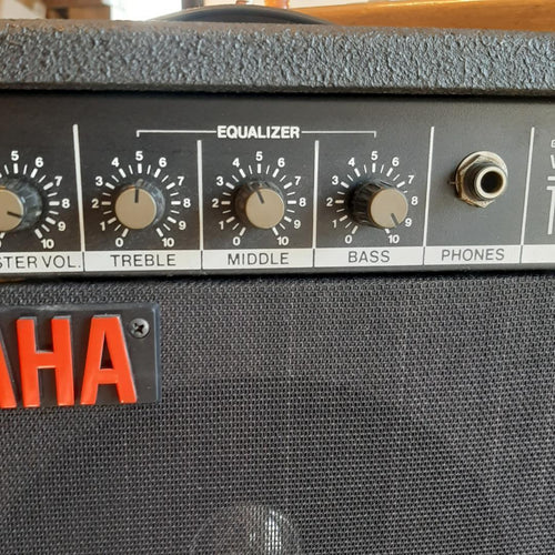 Yamaha Guitar Amplifiers Vx10 Amps
