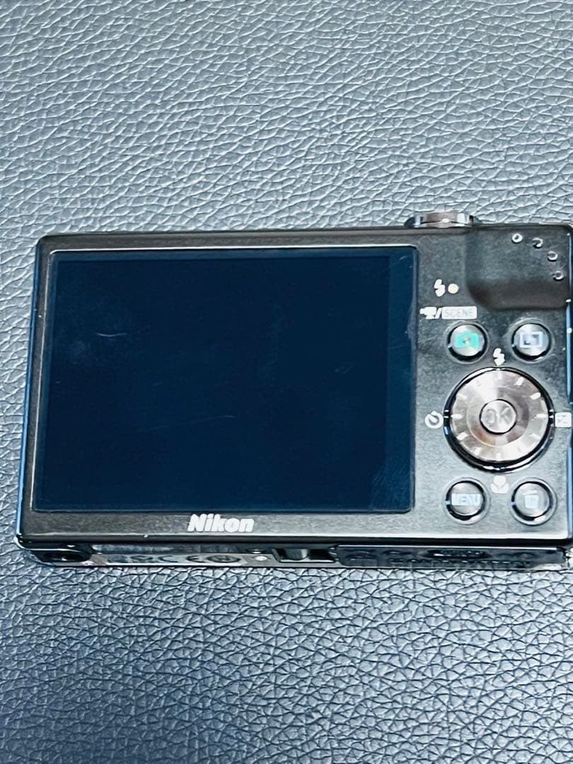 Compact Digital Cameras Nikon Coolpix S640