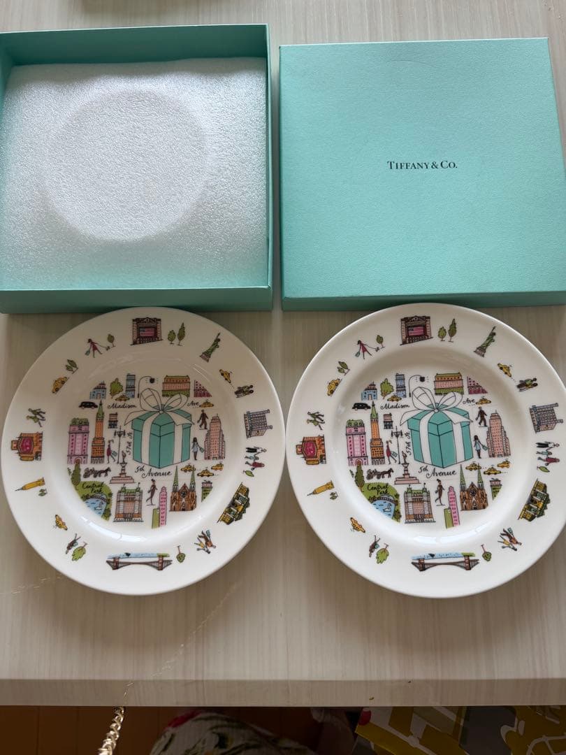 Tiffany Tableware Sets Co. 2