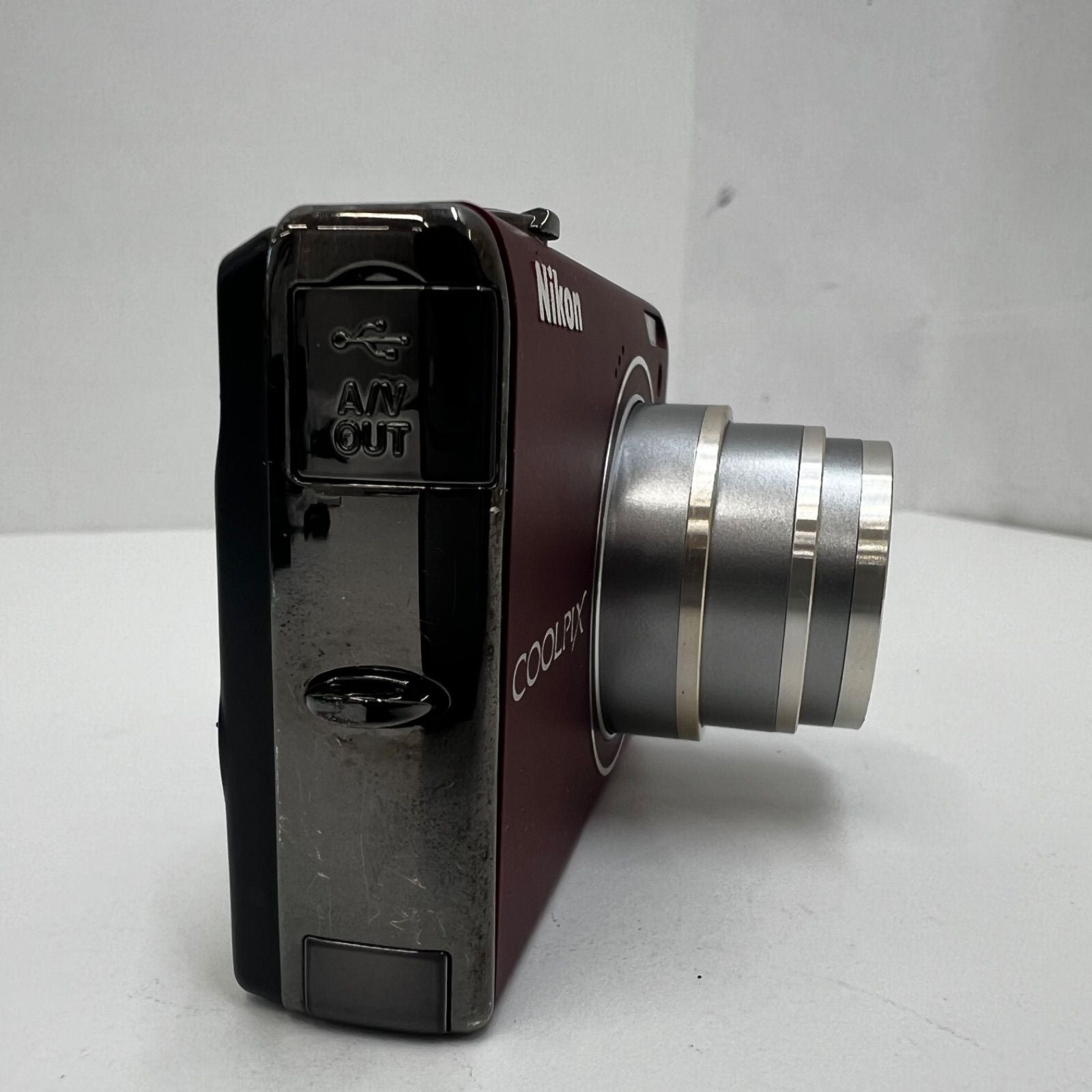 Nikon Compact Digital Camera 1-000134 Coolpix S640