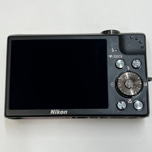 Nikon Compact Digital Camera 1-000134 Coolpix S640