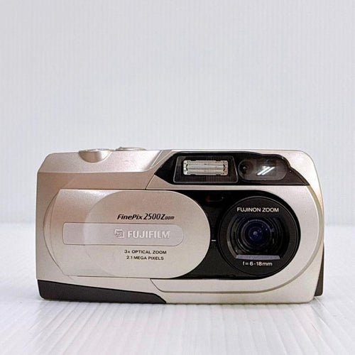 Fujifilm Compact Digital Camera E-032 Finepix 2500 Zoom