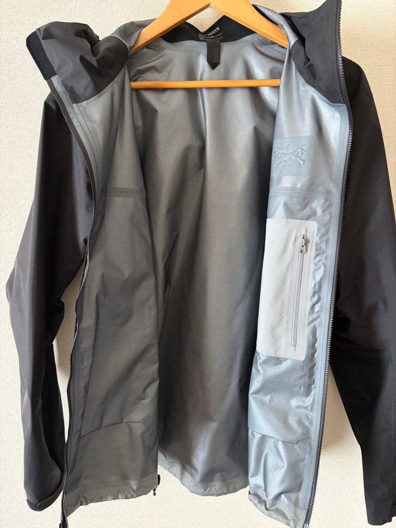 Arc'Teryx Mountain Parkas Sl S