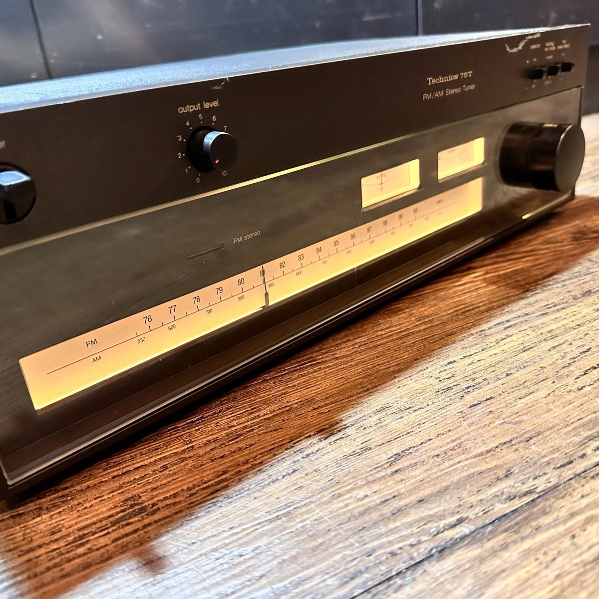 Technics Radio Tuner St-8075 Fm/Am Stereo Made In Gunmetal Black