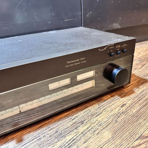 Technics Radio Tuner St-8075 Fm/Am Stereo Made In Gunmetal Black