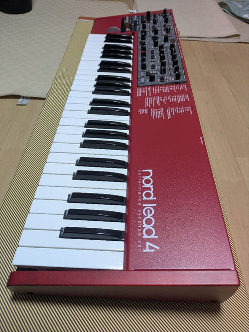 Analog Synthesizers Nord Lead 4