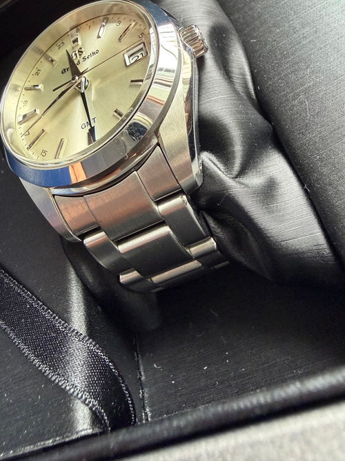 Grand Seiko Quartz Watches Sbgn011