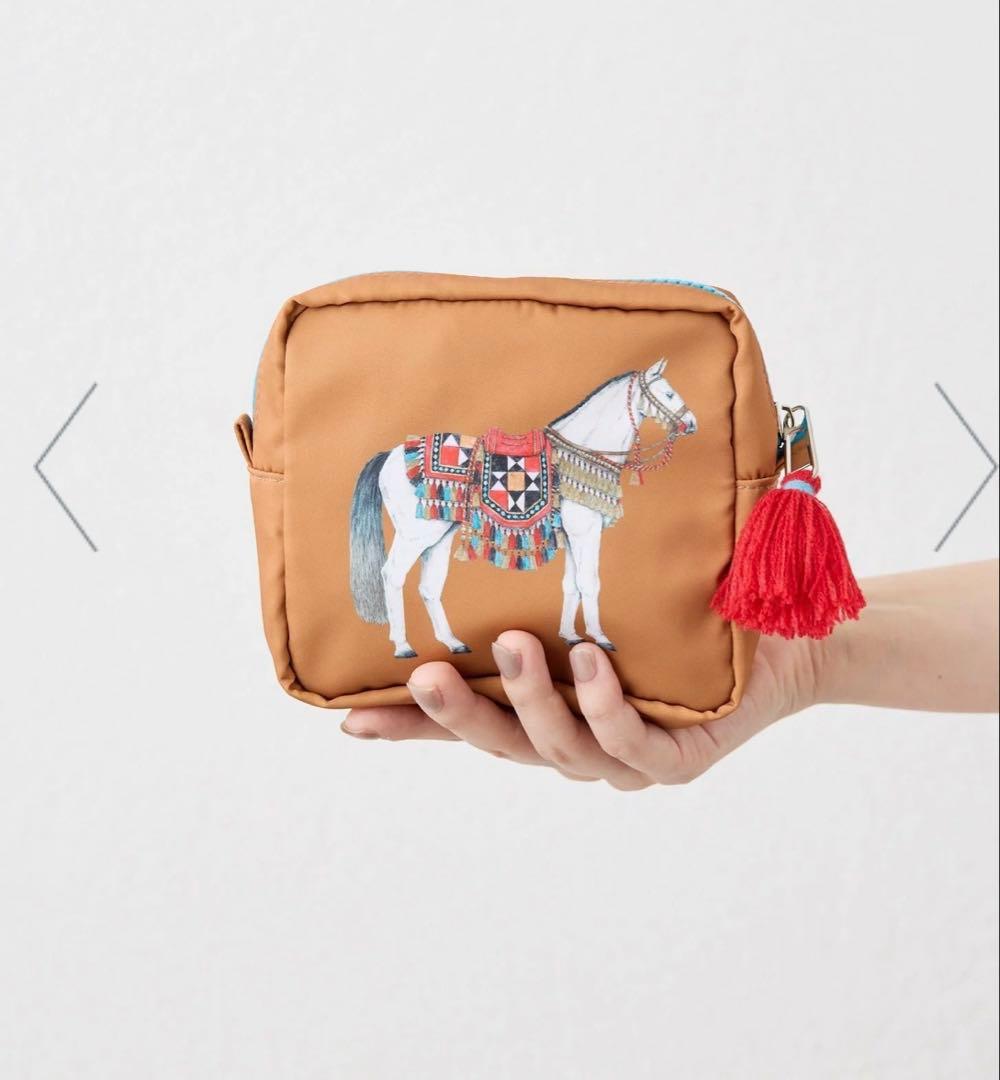 Ear Papillonner Pouch Sampo