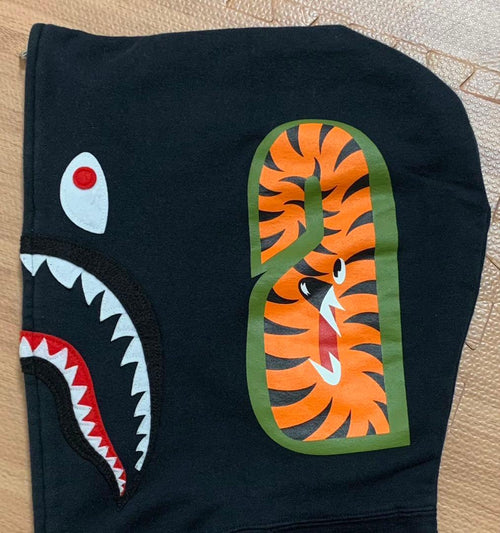 A Bathing Ape Hoodie 2Xl Kaws