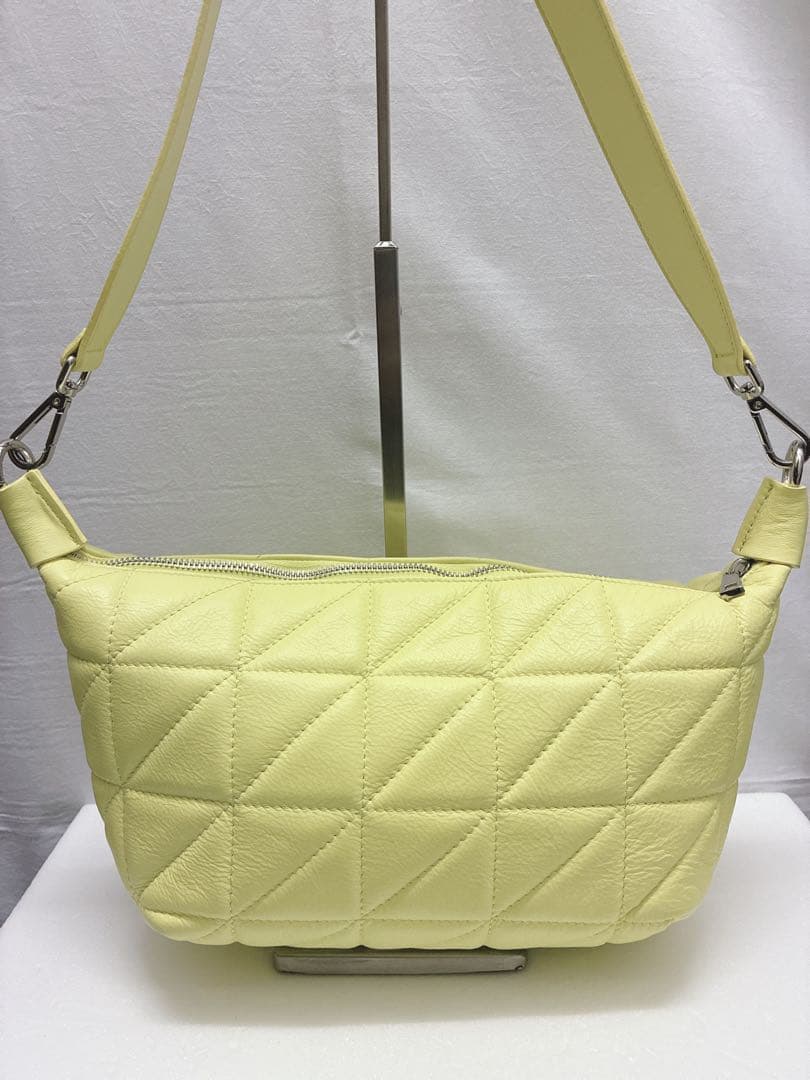 Des Pres Shoulder Bags 2Way